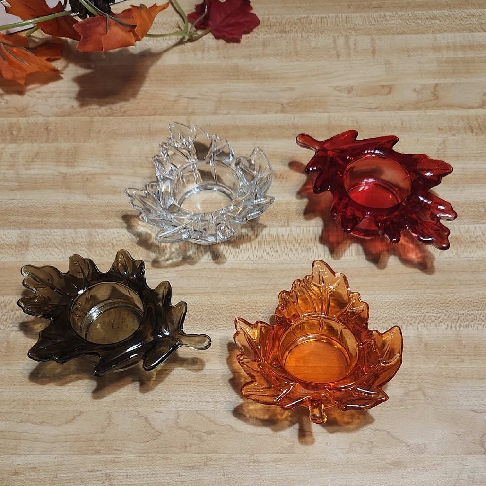 GLASS LEAF VOTIVES